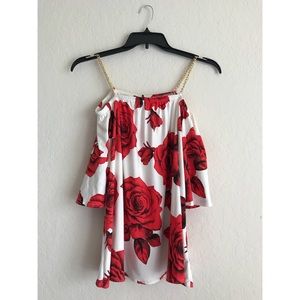 ❤️Rose flower printed top❤️